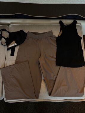 Lululemon High-Waist Wide-Leg Pants in Taupe,Skims black tank top & bra 32H